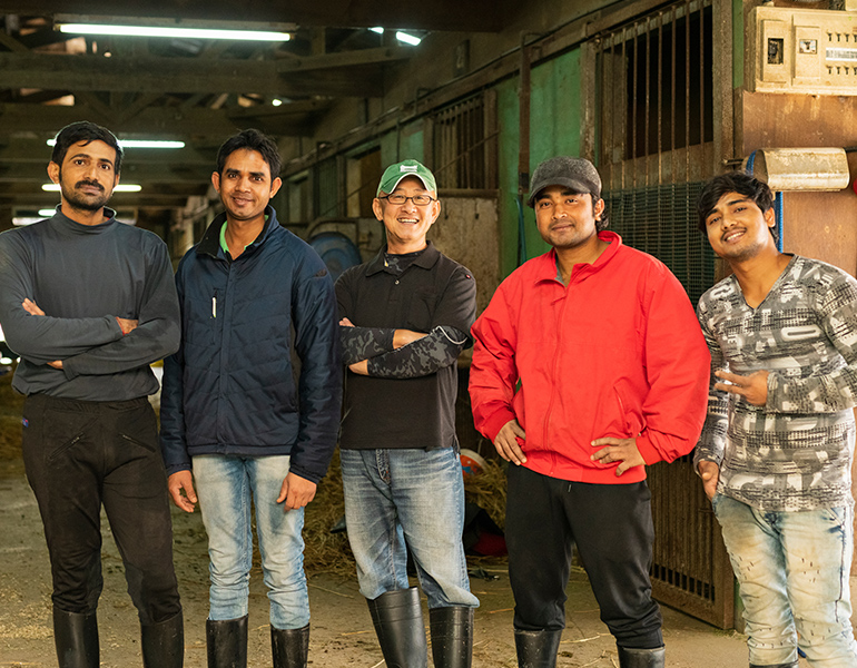 働く他国籍の方